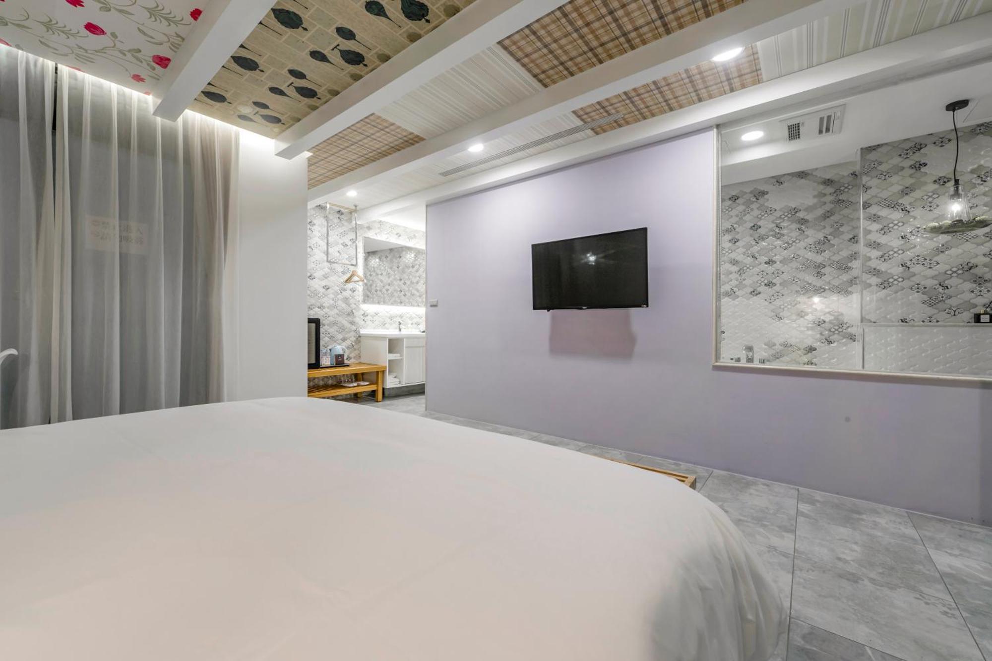 Han Yan Design Hotel Юйчи Экстерьер фото