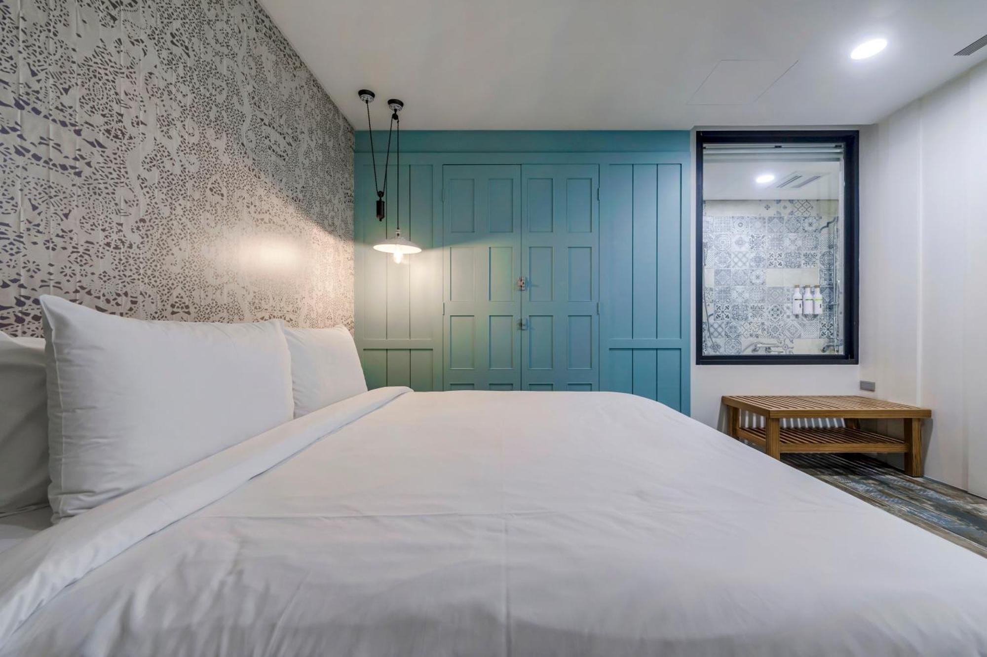 Han Yan Design Hotel Юйчи Экстерьер фото
